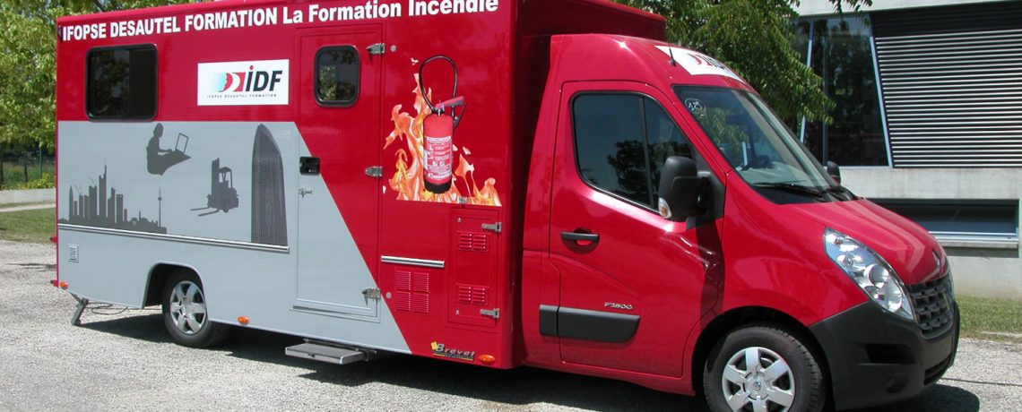 Camion d'entraînement Ifopse centre de formation sécurité intervention